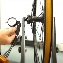 Super B Dévoileur De Roue Professionnel Super-B TB-PF36 -Boutique Campagnolo devoileur de roue professionnel super b tb pf36 5