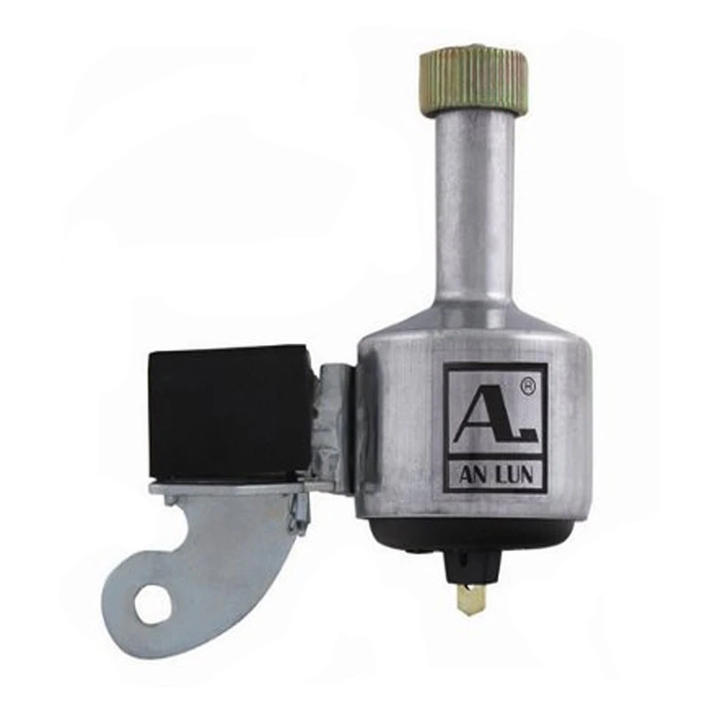 Dynamo Bouteille Vintage En Aluminium 4 Dynamo Bouteille Vintage En Aluminium – Image 2